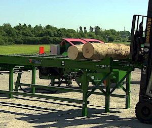 Posch 3.2m Hydraulic Log Deck Infeed Table