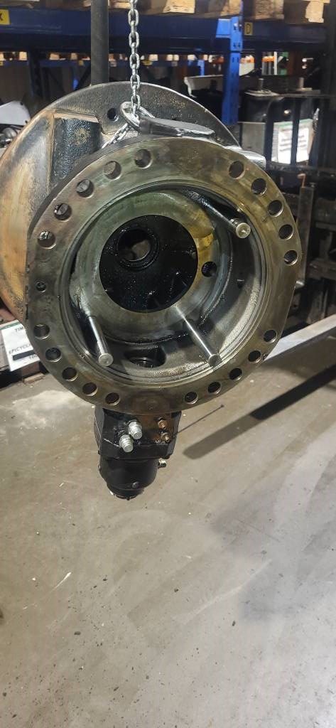 John Deere 1910 E BRAKE HOUSING