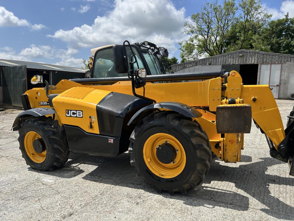 JCB 535-125 Hi Viz