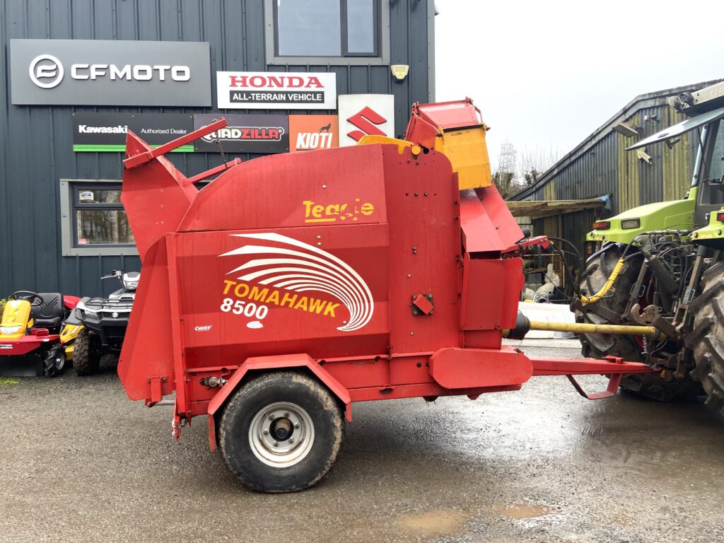 Teagle 8500 Bale Shredder