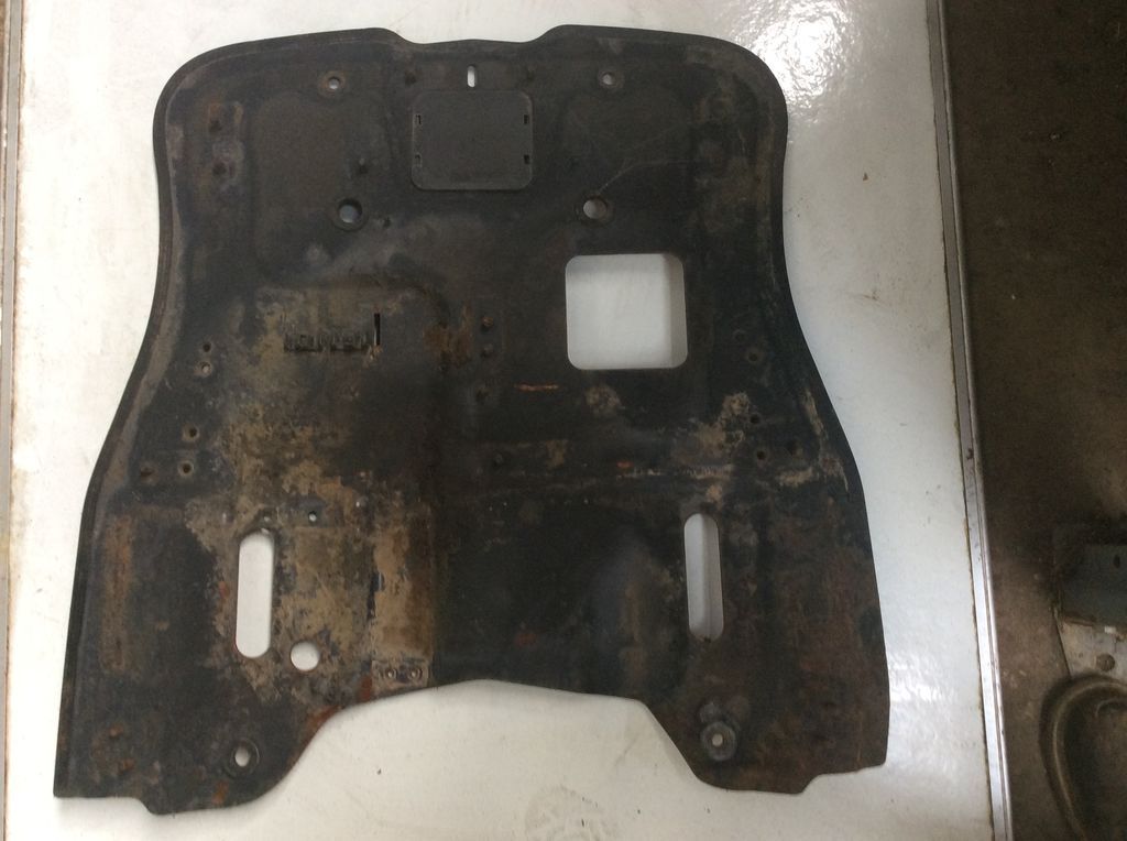 John Deere 6195R Front Axle Cover : £60.00 ex VAT