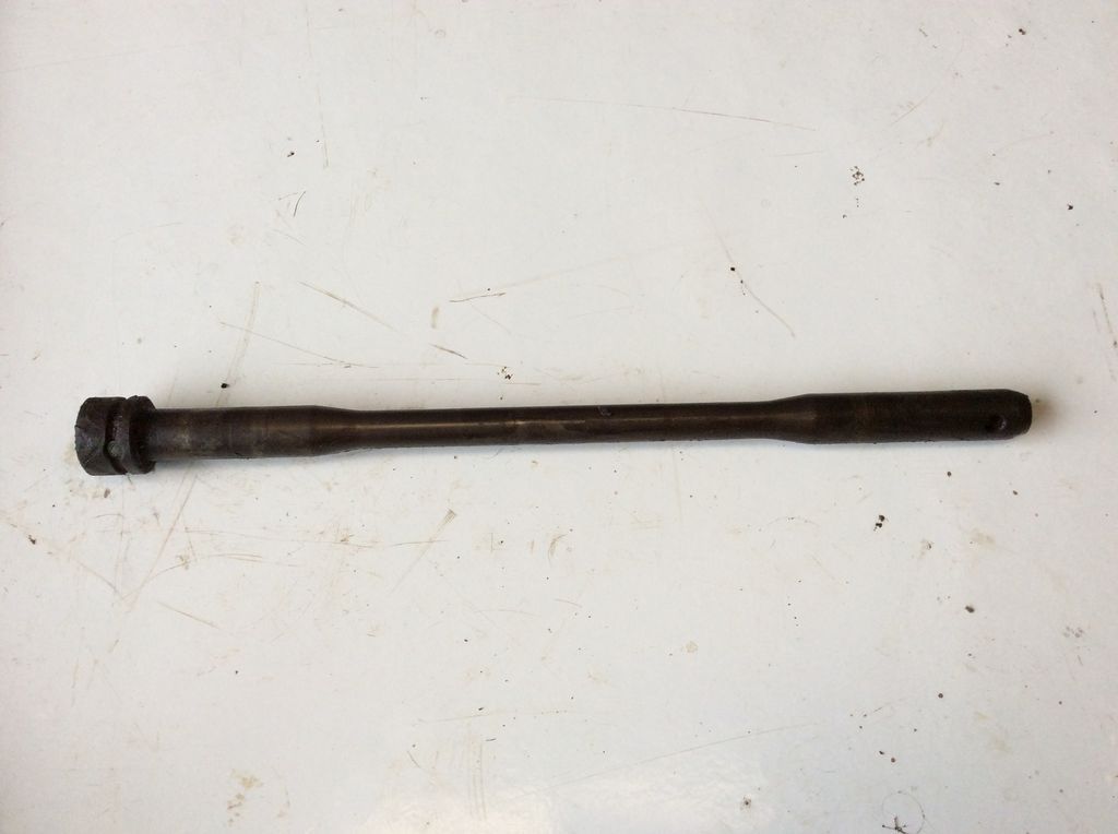 John Deere 2850 Load Control Shaft : £15.00 ex VAT