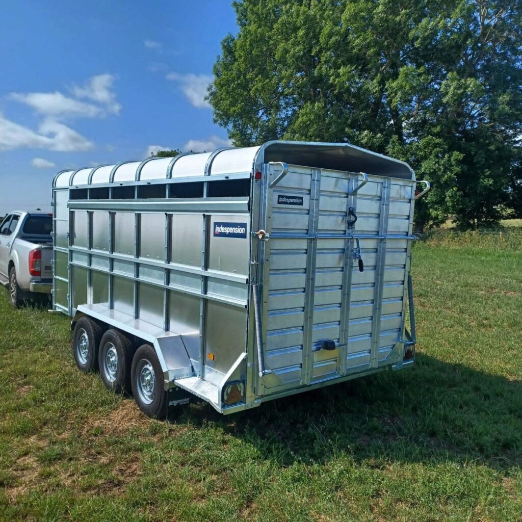 Indespension Triple Axle 14’x6’x6’H Livestock Trailer