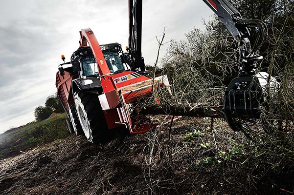 TP PTO 400K Crane Feed Wood Chipper