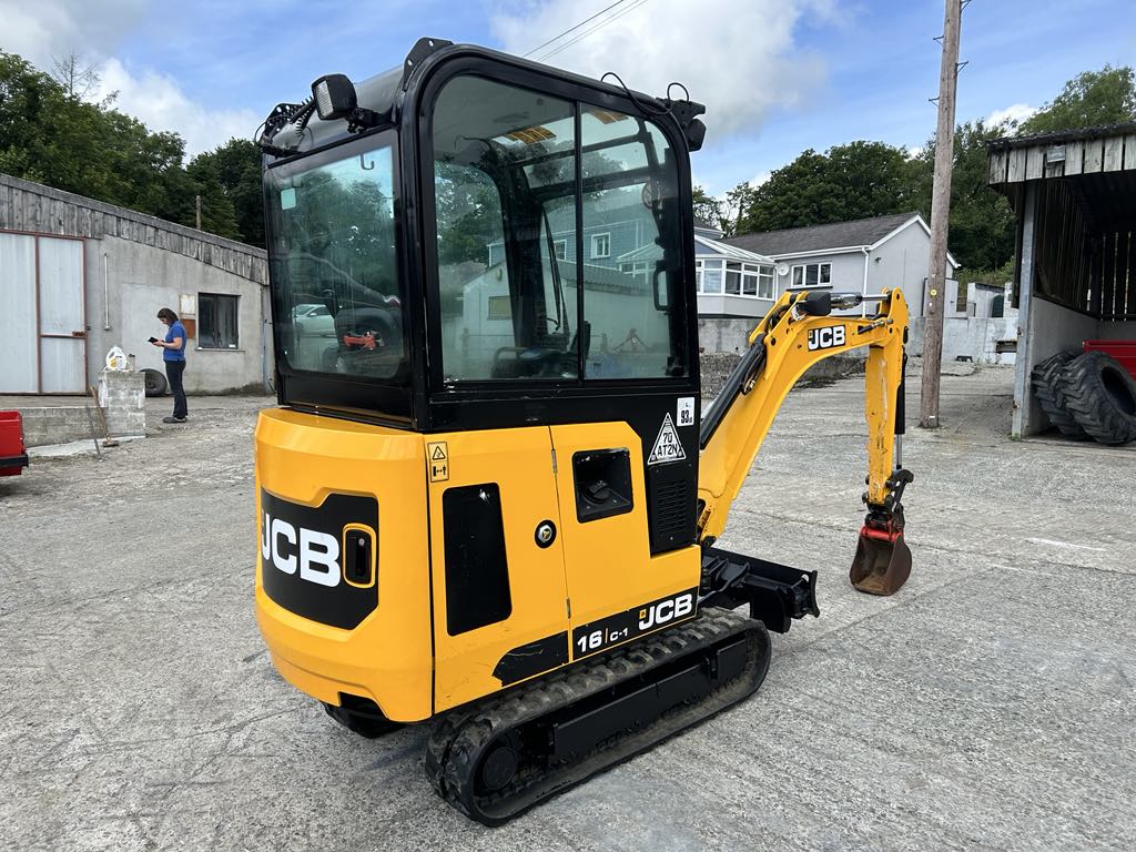 JCB 16C-1