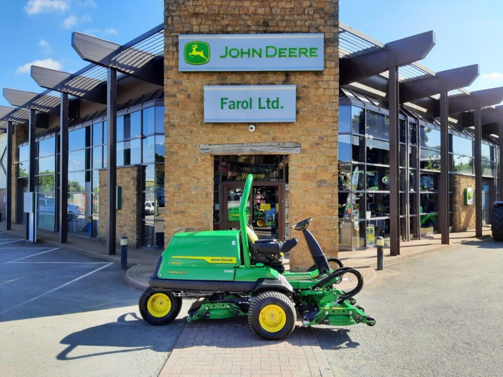 John Deere 7400A utility triple pod rotary mower