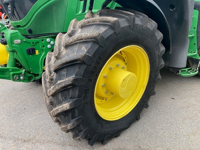 John Deere 6175R