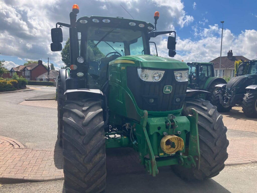 John Deere 6155R