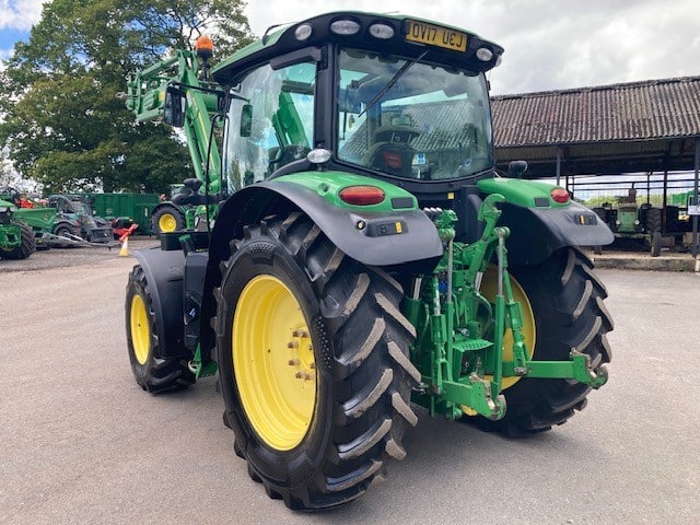 John Deere 6130R