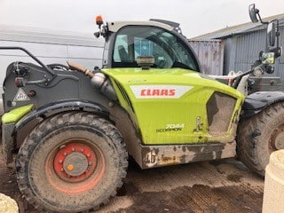 Claas Scorpion 7044