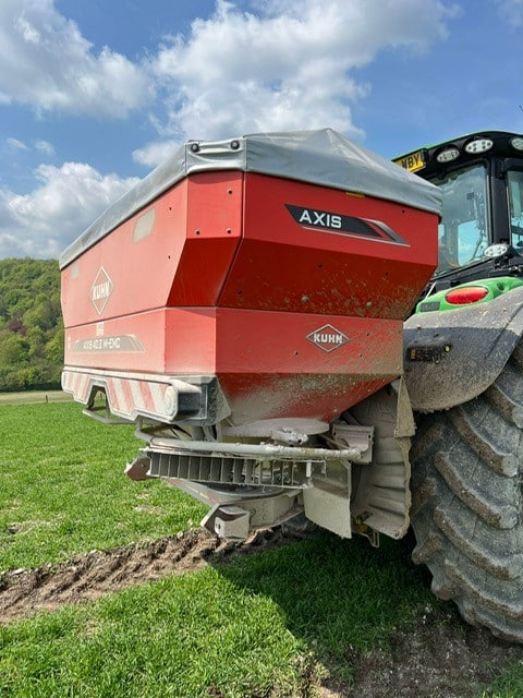 Kuhn Axis 40.2 MEMC