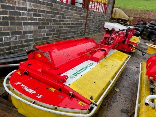 Pottinger Novacat X8 Trip Mowers With Novacat 301 Front Mower