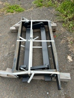 Kramer 1200M PALLET FORKS