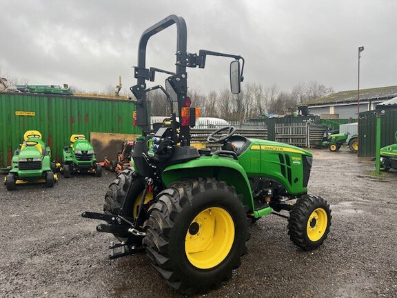 John Deere 3038E Compact Tractors