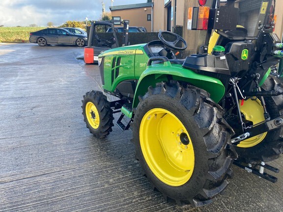 John Deere 3038E Compact Tractor