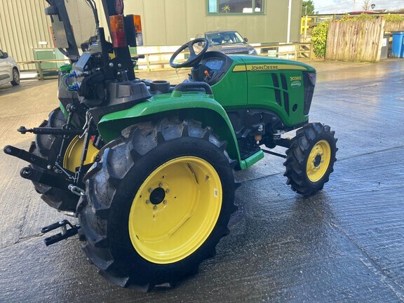 John Deere 3038E Compact Tractor