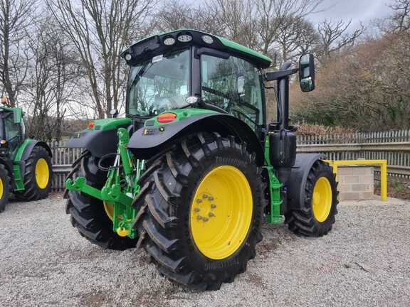 John Deere 6R 150