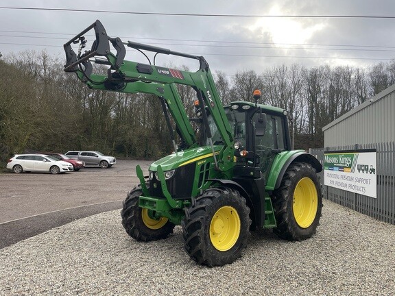 John Deere 6100M