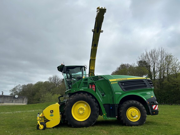 John Deere 8500