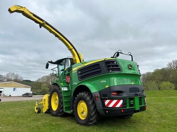 John Deere 8500