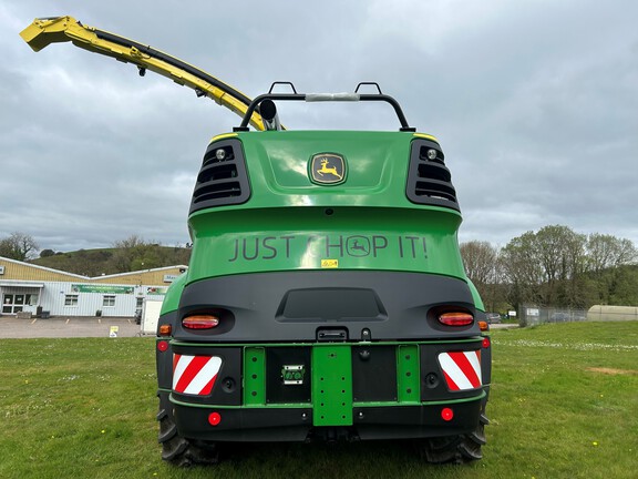 John Deere 8500