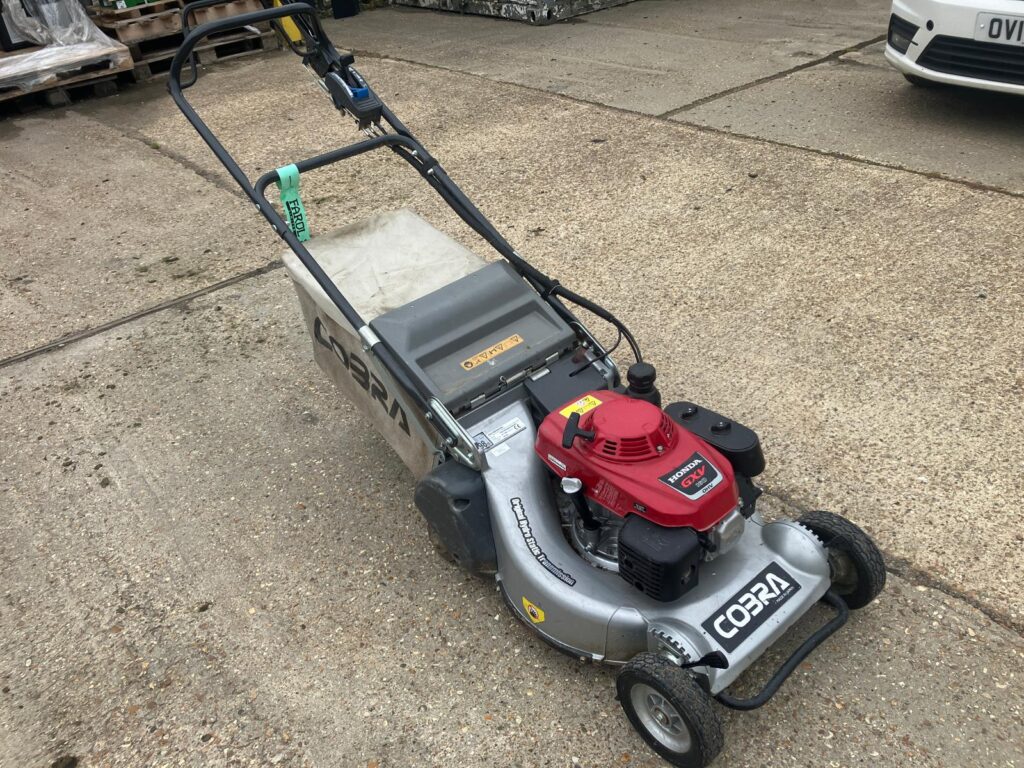 Cobra RM53HSTPRO walk behind mower