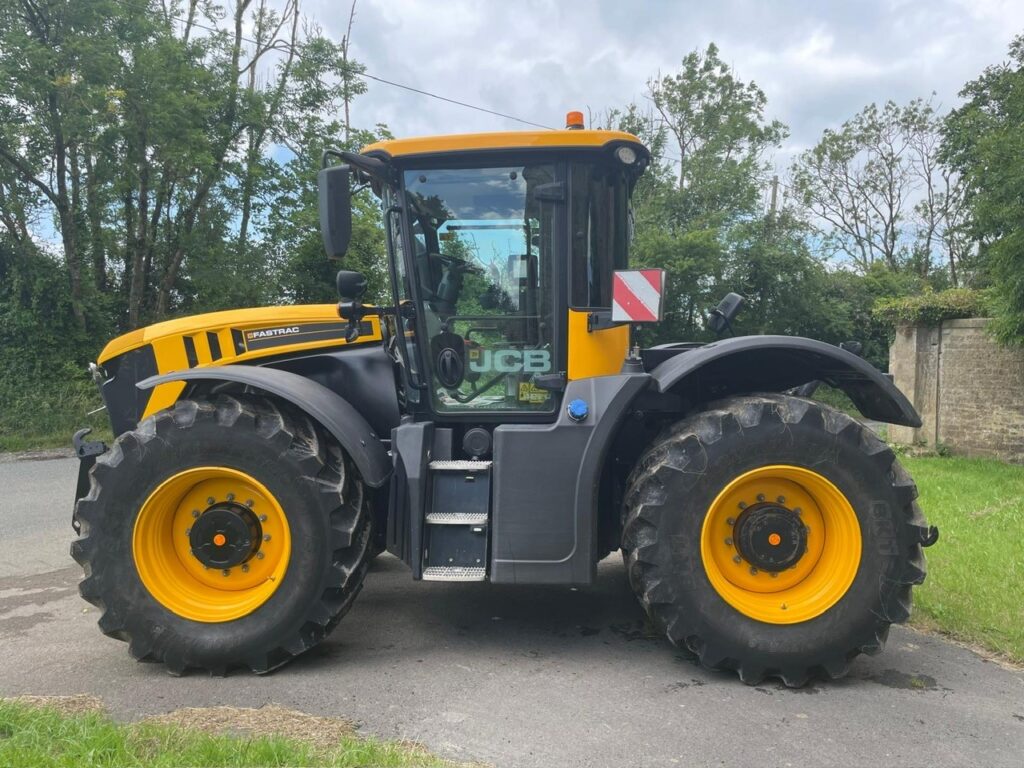 JCB Fastrac 4220