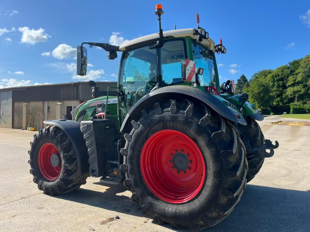 Fendt 724 S4 Profi Plus