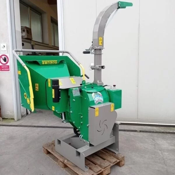 GL&D Galaxi HY100 – HY120 Hydraulic Powered Woodchipper