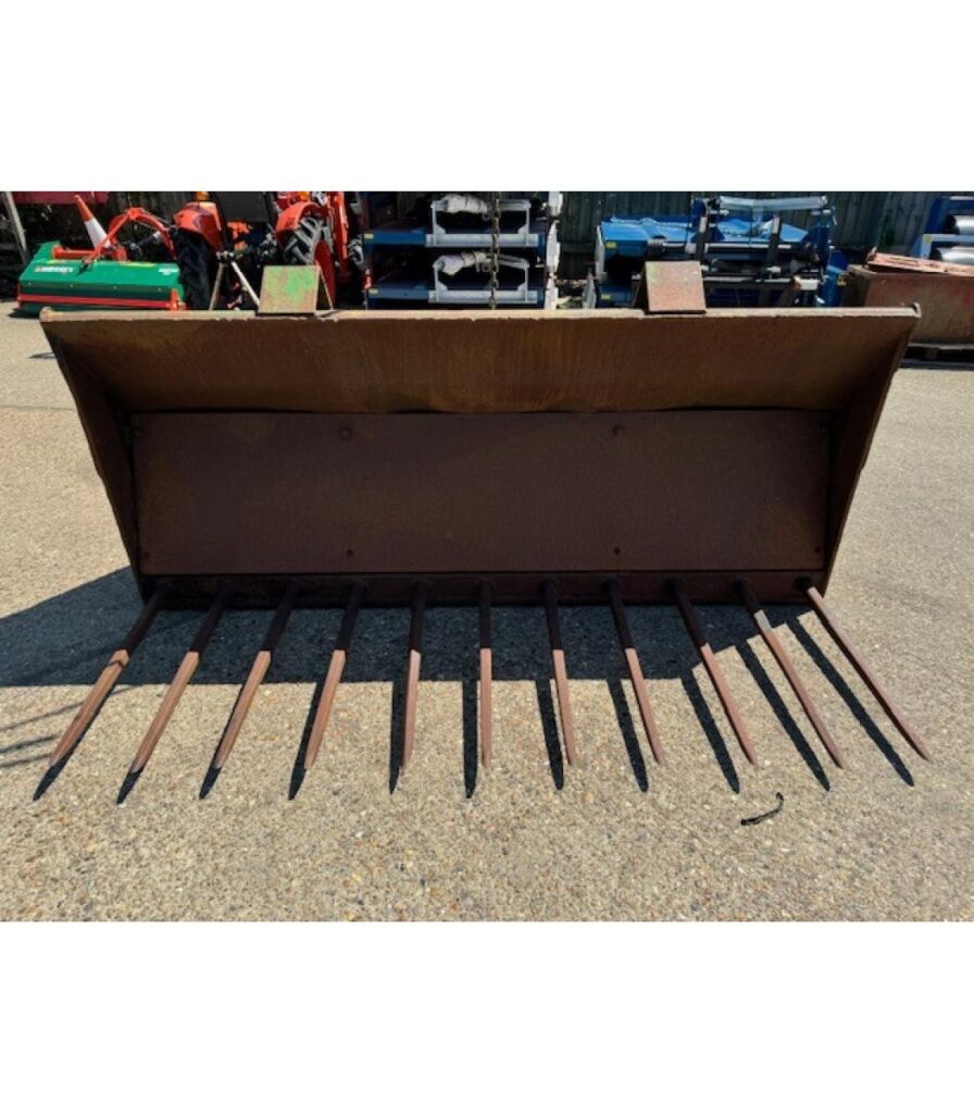 Heavy Duty Dung Fork