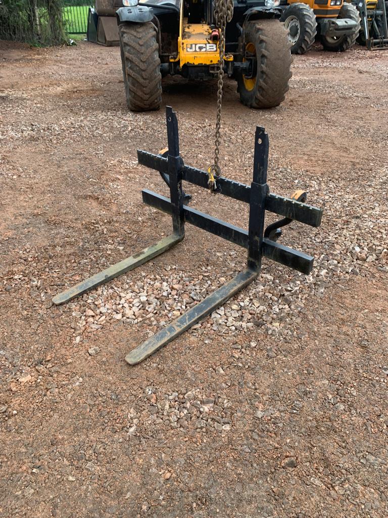 EURO 8 PALLET FORKS