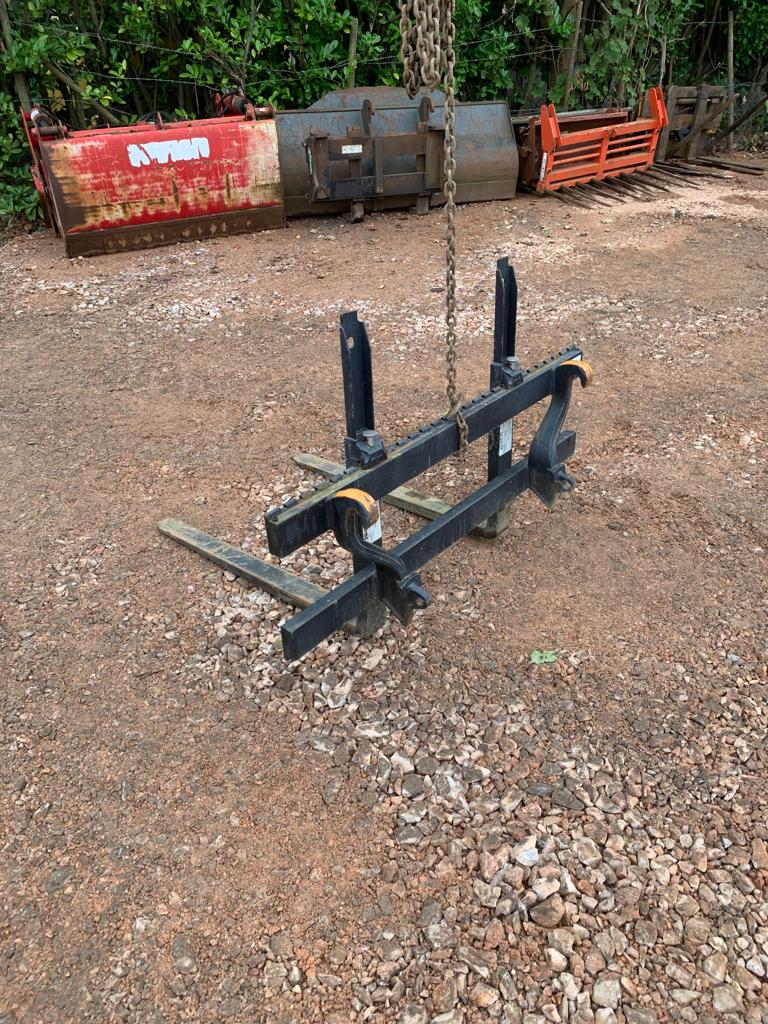 EURO 8 PALLET FORKS