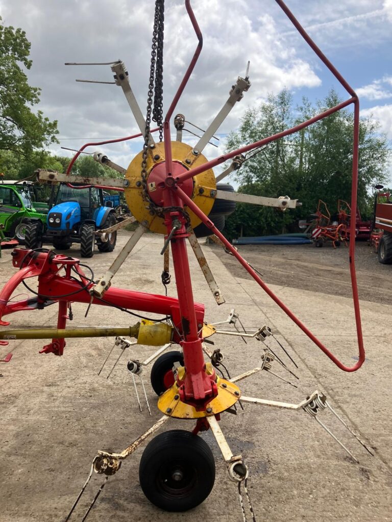 POTTINGER 4 ROTOR TEDDER