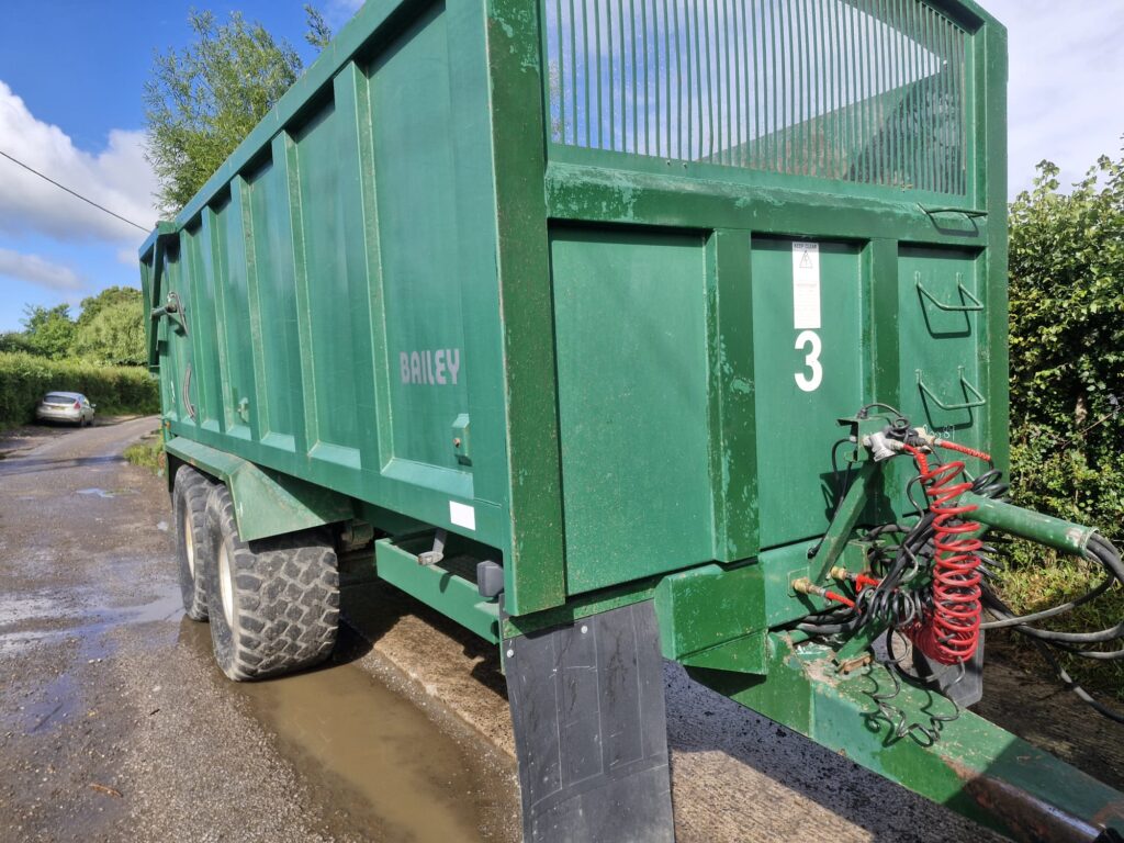 BAILEY 15 TON GRAIN TRAILER