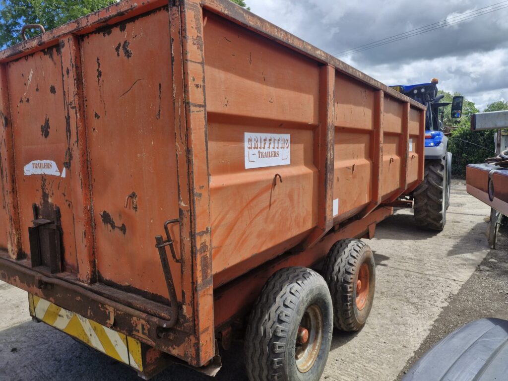 GRIFFITHS 10 TON GRAIN TRAILER