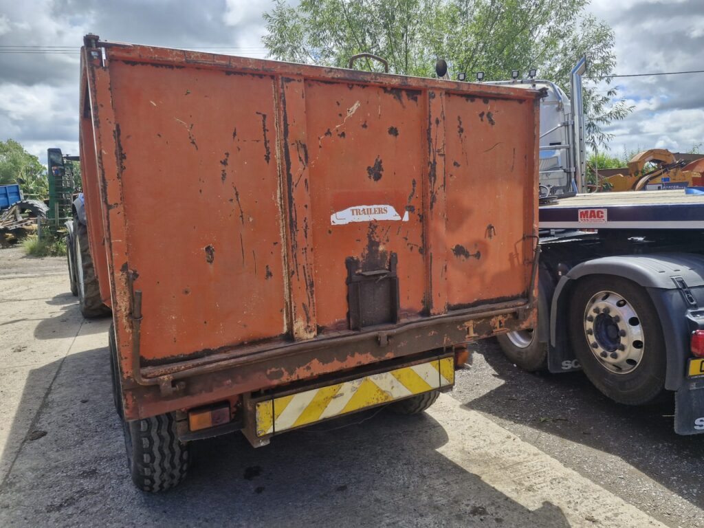 GRIFFITHS 10 TON GRAIN TRAILER