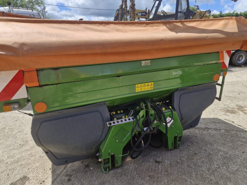 AMAZONE ZAM 1501 FERT SPREADER