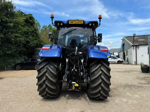 NEW HOLLAND T6.180