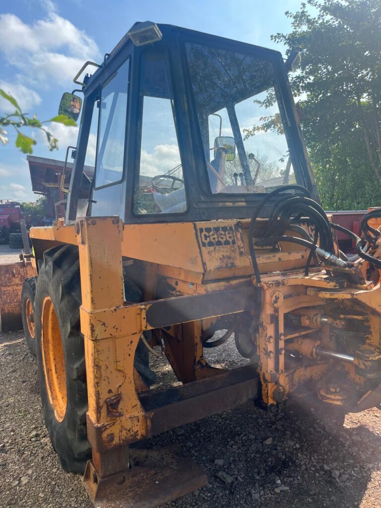 CASE 580F DIGGER