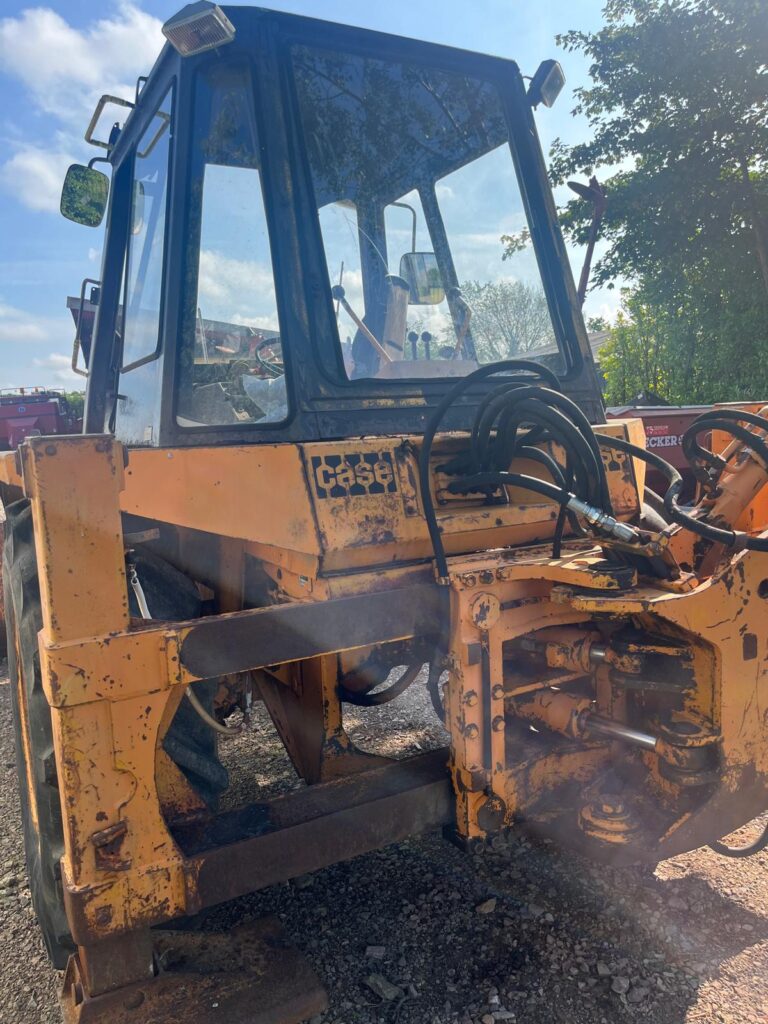 CASE 580F DIGGER