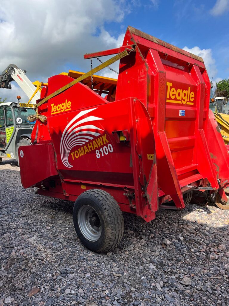 TEAGLE TOMAHAWK 8100 STRAWCHOPPER