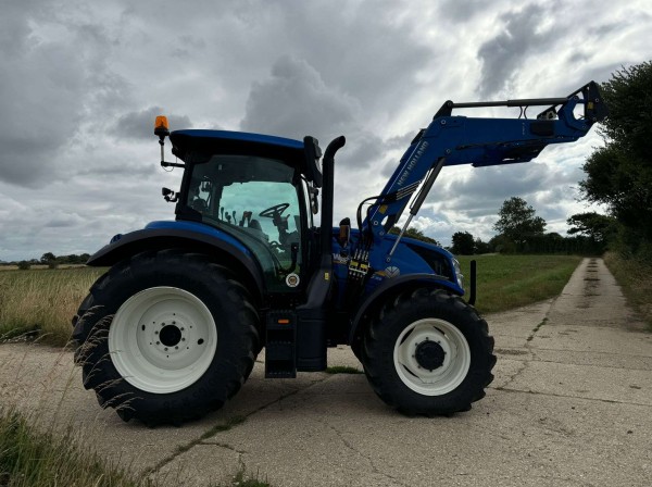 NEW HOLLAND T6.155