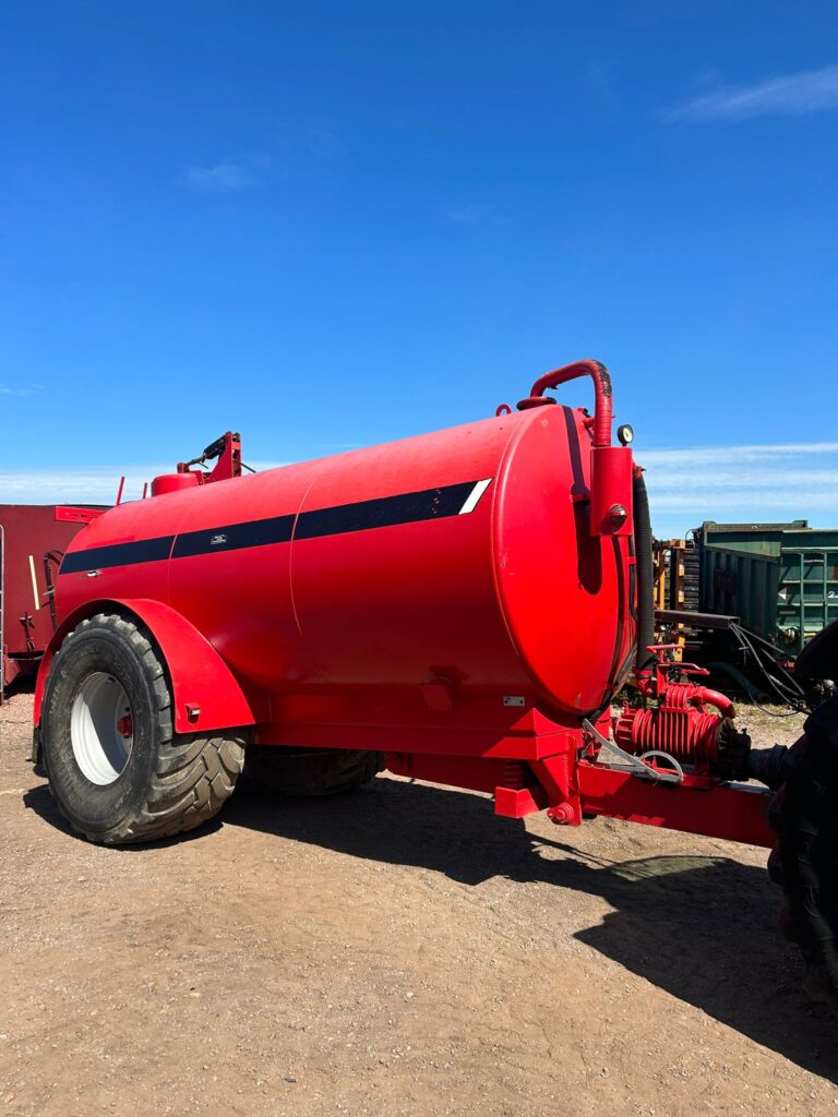 Hi Spec 2600 Gallon Slurry Tanker