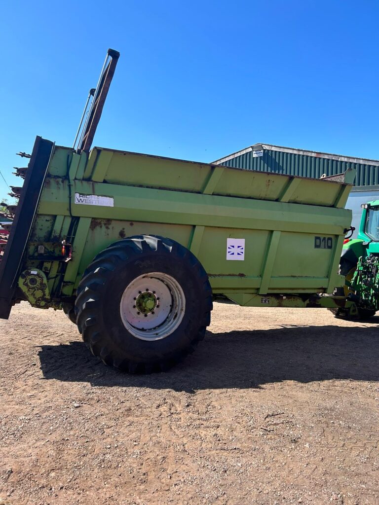 Richard Western Rear Discharge Muck Spreader