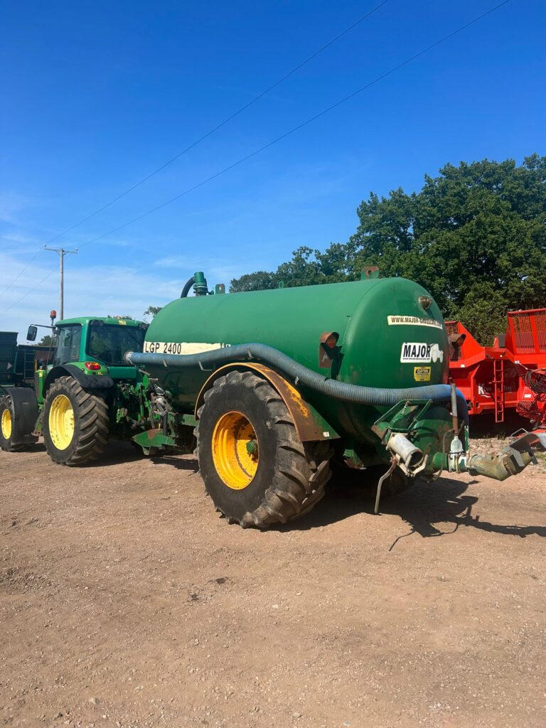 Major LGP 2400 Gallon Slurry Tanker