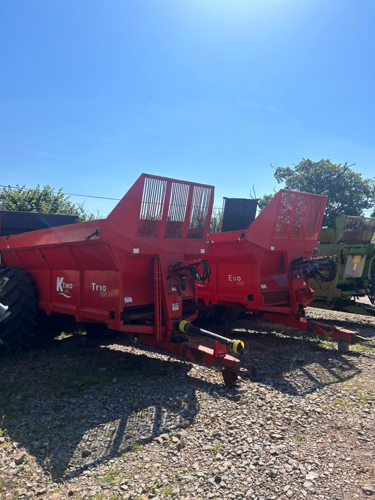 KTwo Trio 1800 Rear Discharge Muck Spreader