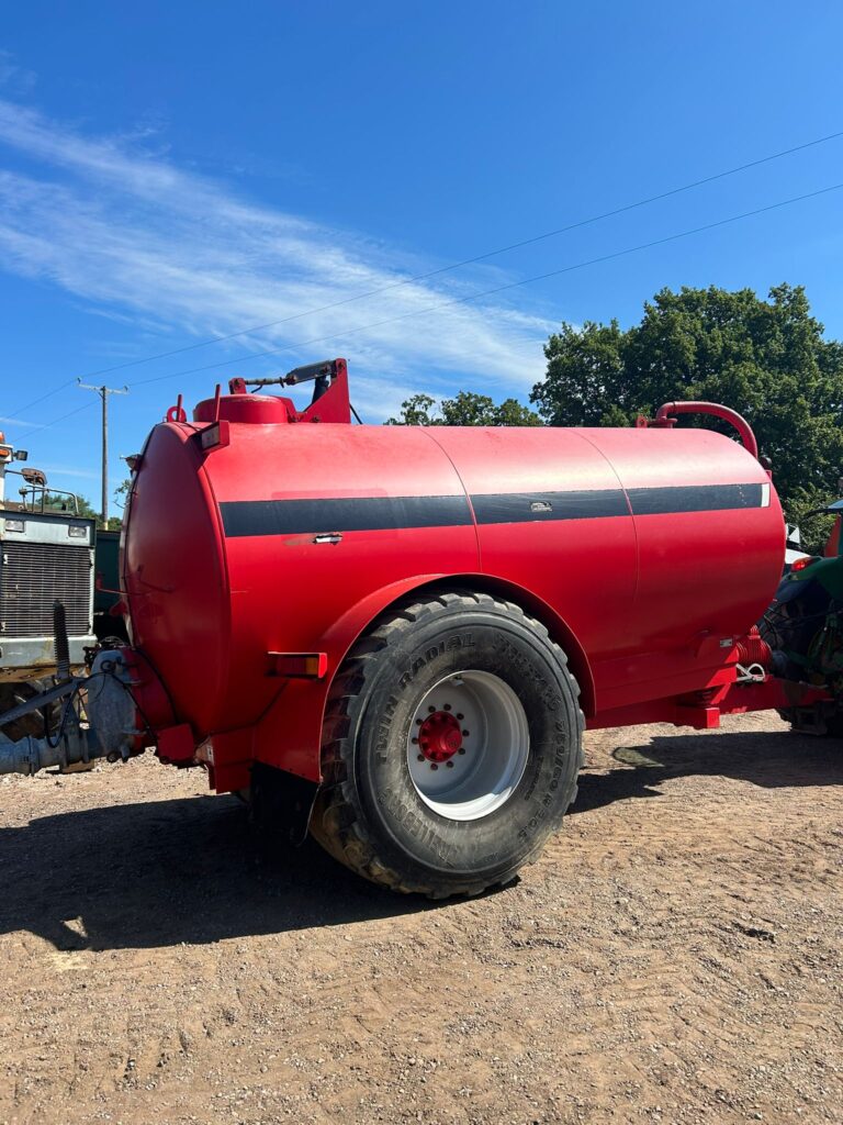 Hi Spec 2600 Gallon Slurry Tanker