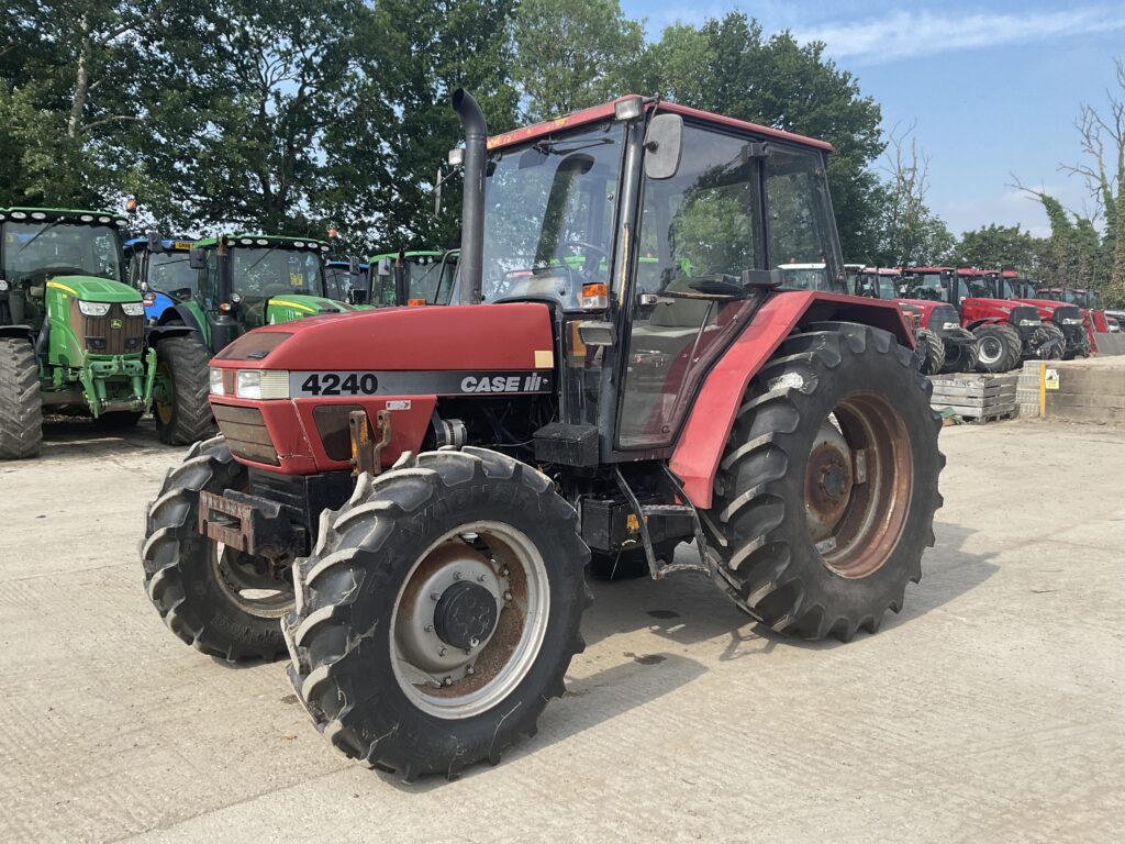 CASE IH 4240