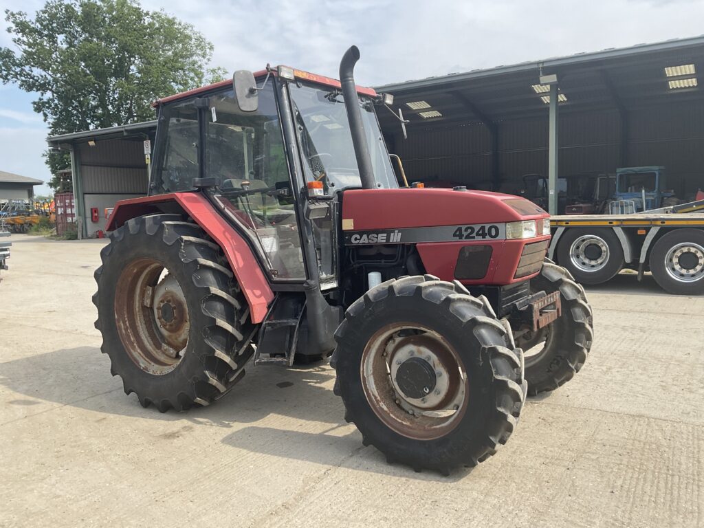 CASE IH 4240