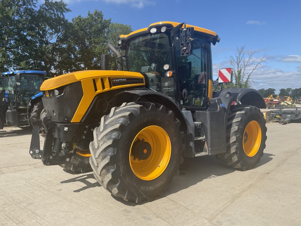 JCB FASTRAC 4220